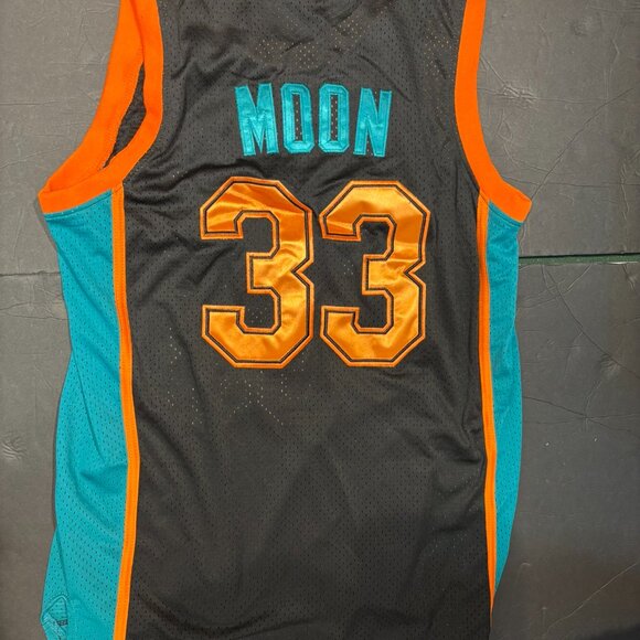 Flint Tropics #33 “Moon” Black Basketball Jersey - From Movie "Semi Pro"- Size S - Picture 5 of 7